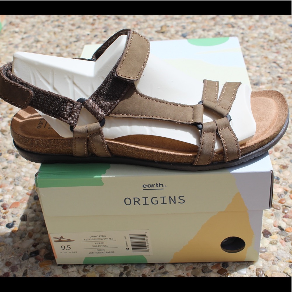 Earth Origins Stone Orono Fern Strappy Sandals